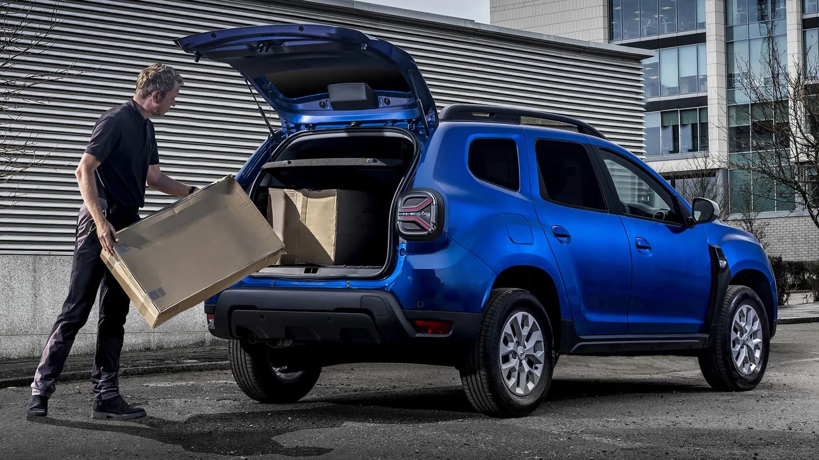 Dacia Duster Commercial